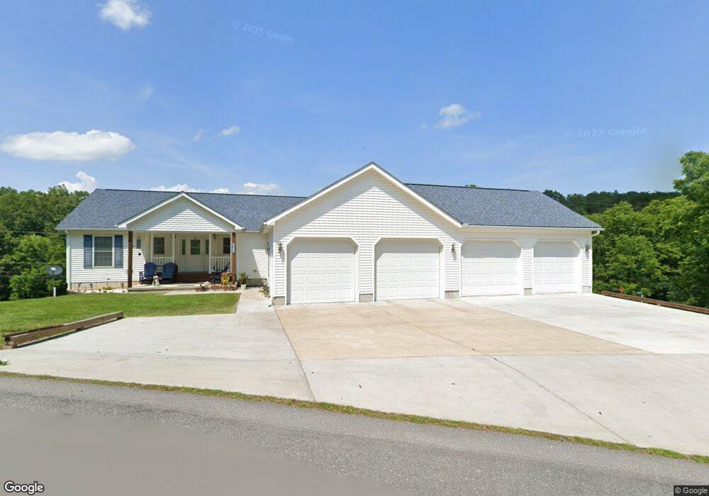 1016 Packing House Rd, Berkeley Springs, WV 25411 - photo 1