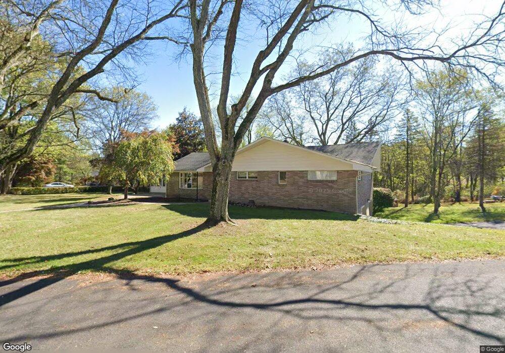 1033 Locust Ln, Stroudsburg, PA 18360 - photo 1