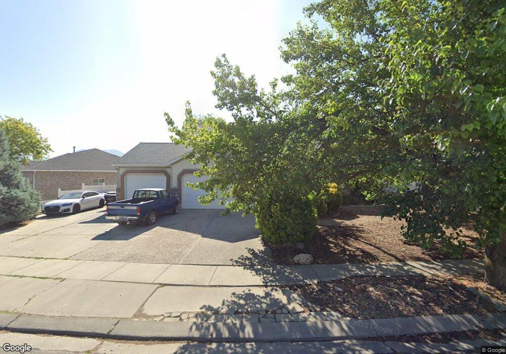 8293 S Stratford Ln, West Jordan, UT 84088 - photo 1