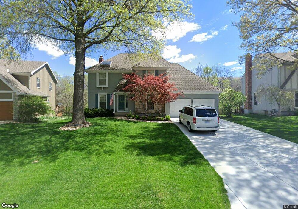 8543 Hallet St, Lenexa, KS 66215 - photo 1