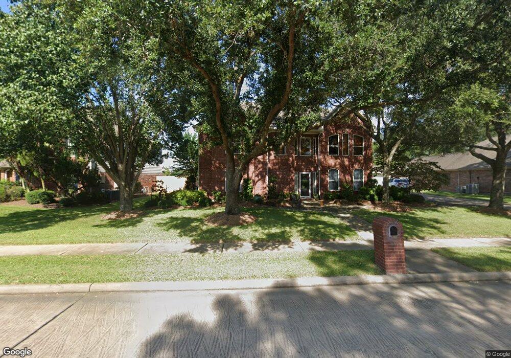 1605 Keystone Dr, Friendswood, TX 77546 - photo 1