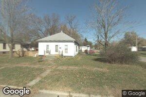 211 Cornell St, Eldon, IA 52554