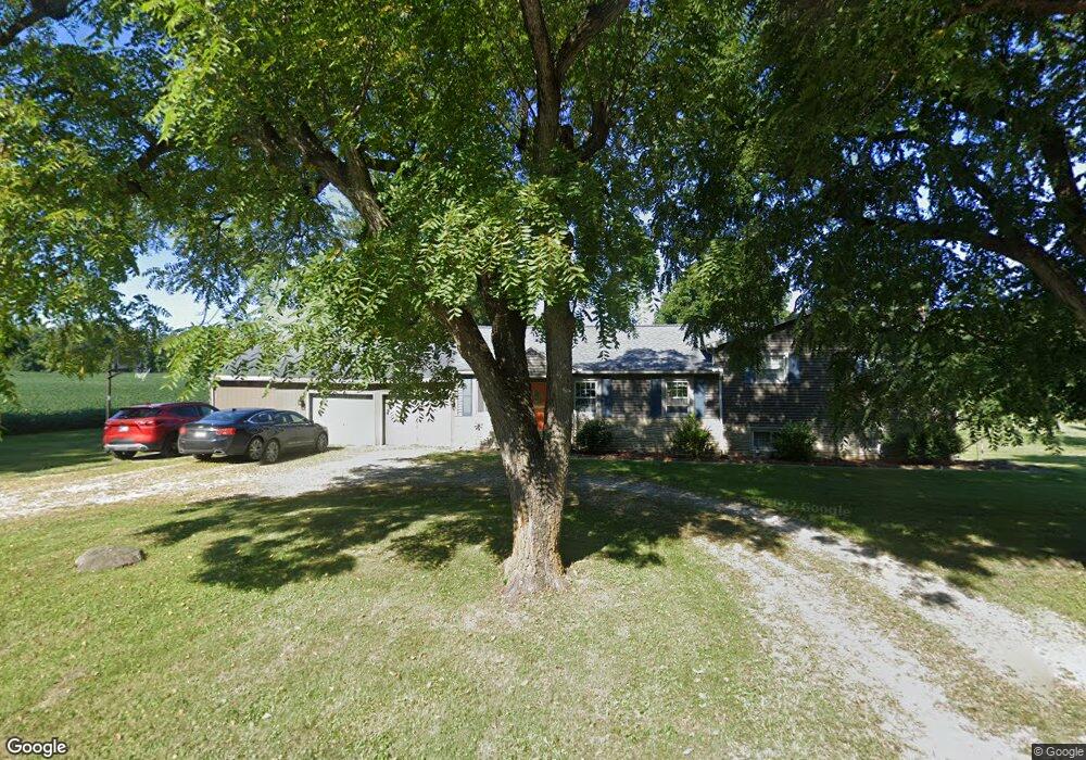 10660 N Roanoke Rd, Roanoke, IN 46783 - photo 1