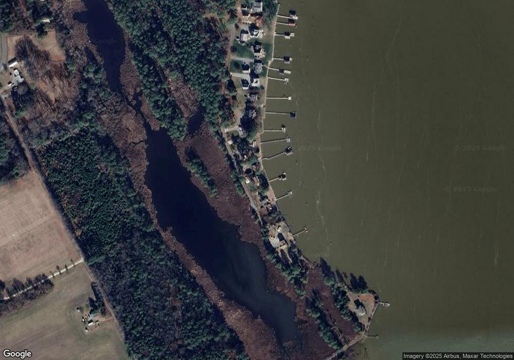 501 Shellfield Rd, Dunnsville, VA 22454 - photo 1