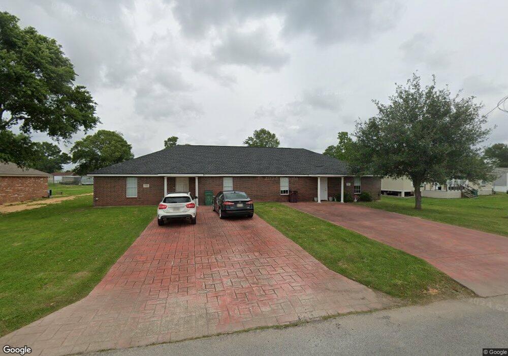 1724 Quail Ln, Lake Charles, LA 70605 - photo 1