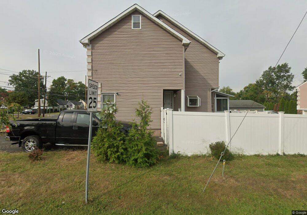 736 Center St, Dunellen, NJ 08812 - photo 1
