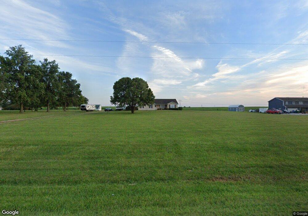 1225 W Apple St, Freeburg, IL 62243 - photo 1