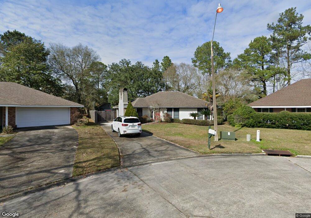 805 Lake Chicot Ct, Slidell, LA 70461 - photo 1