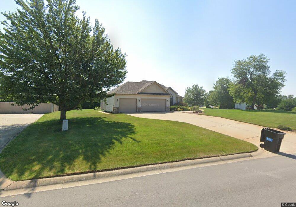 1823 N Circle View Ln, La Porte, IN 46350 - photo 1