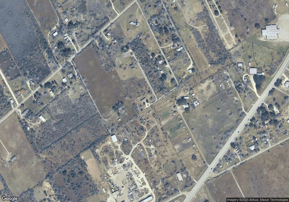 251 County Road 402, Beeville, TX 78102 - photo 1