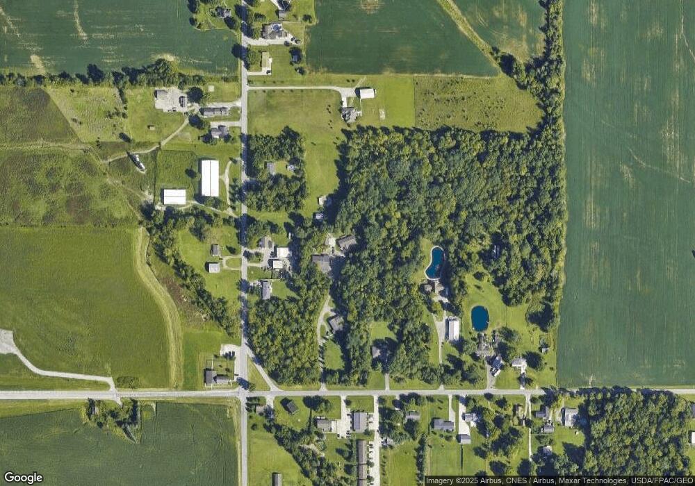 1949 E Hanthorn Rd, Lima, OH 45804 - photo 1