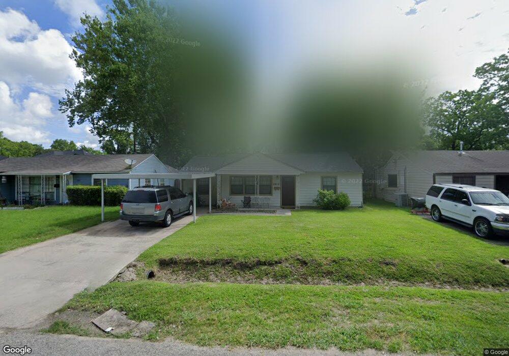 9918 Lonallen St, Houston, TX 77088 - photo 1