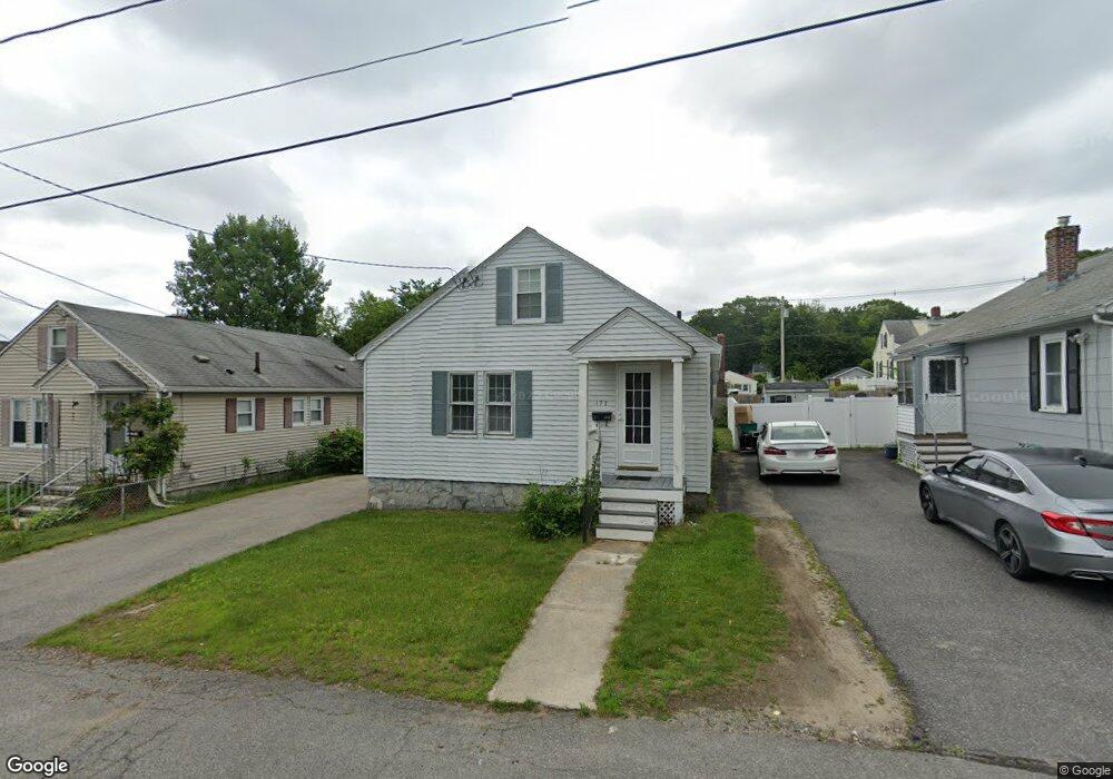 172 Dracut St, Lowell, MA 01854 - photo 1