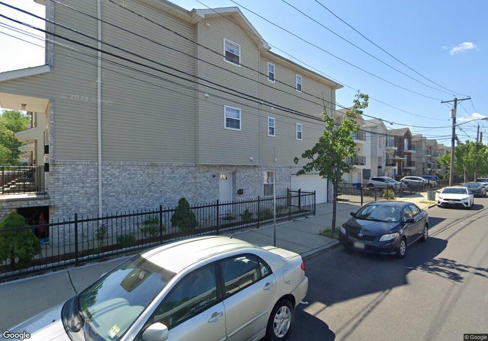 168 Berkeley Ave unit 3, Newark, NJ 07107 - photo 1