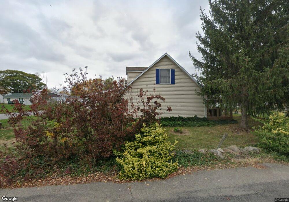 802 Park Dr, Wapakoneta, OH 45895 - photo 1