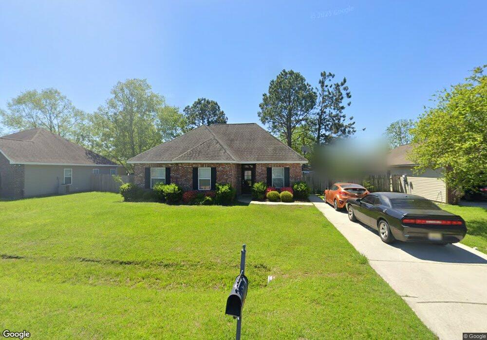 28462 Molly's Place, Ponchatoula, LA 70454
