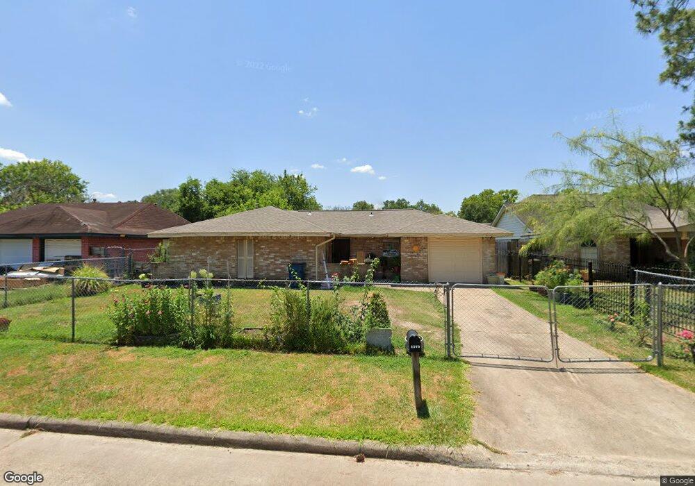 2219 Deerhurst Ln, Houston, TX 77088 - photo 1