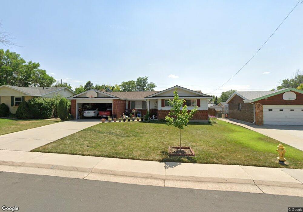 373 S Peoria Cir, Aurora, CO 80012 - photo 1