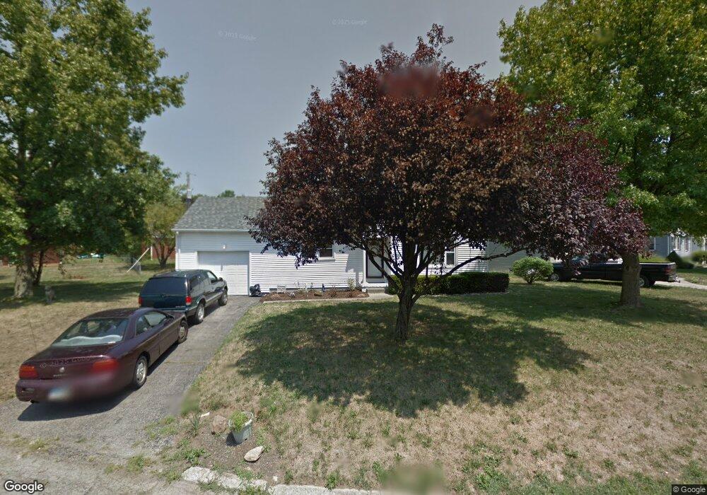 240 Omalee Dr, Xenia, OH 45385 - photo 1