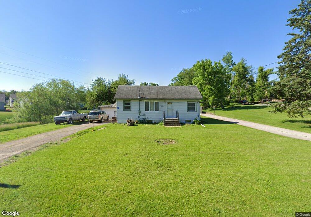 2403 Zika Ave NW, Cedar Rapids, IA 52405 - photo 1