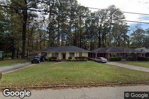 2779 Fairlee Dr, Decatur, GA 30032
