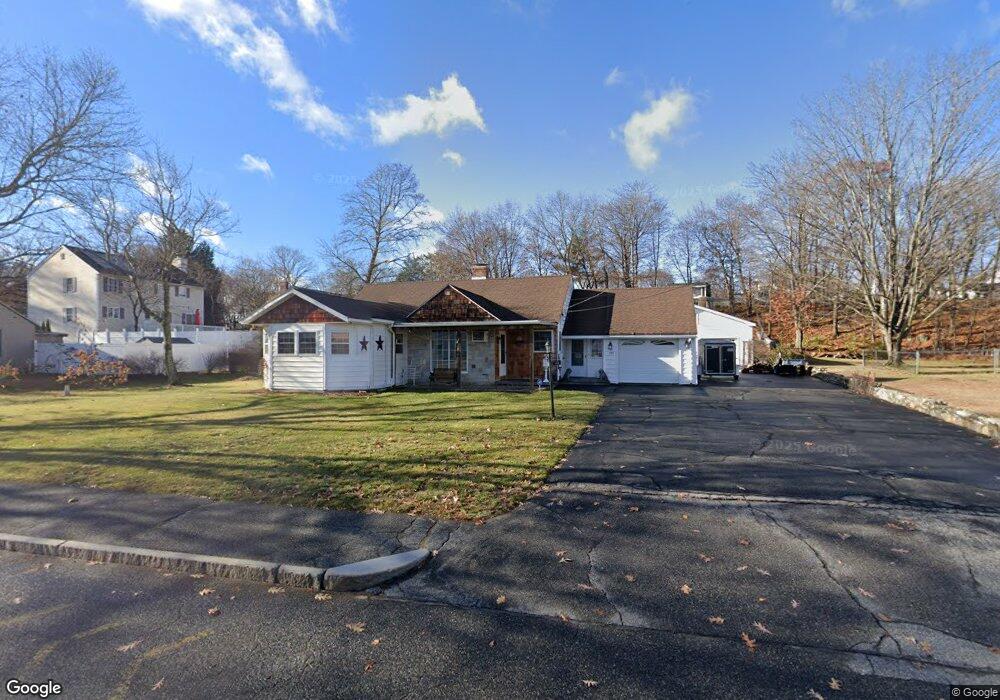 192 Lake Ave, Worcester, MA 01604 - photo 1