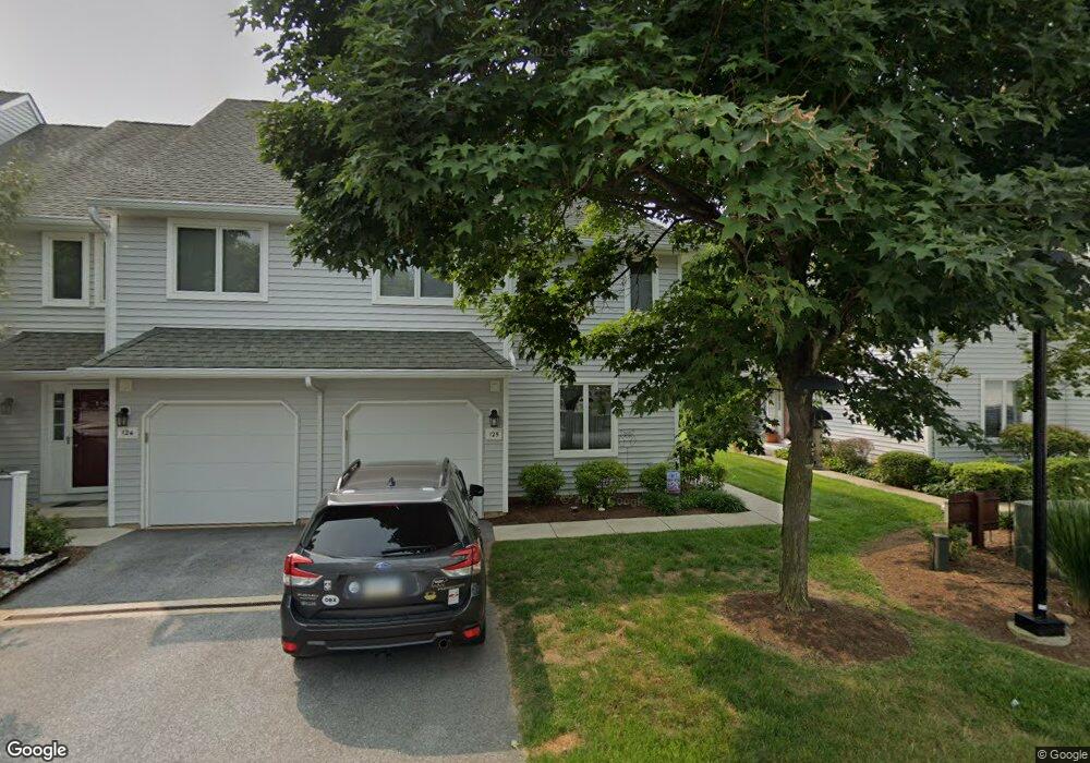 125 W Thomas Ct, Kennett Square, PA 19348 - photo 1