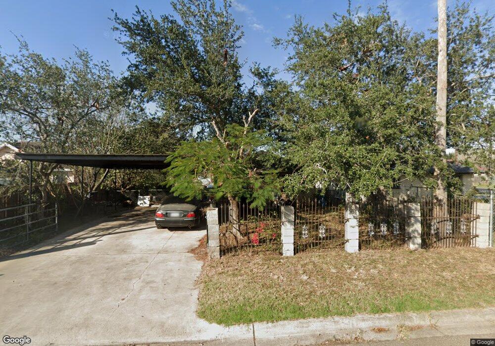 813 E Lincoln St, Weslaco, TX 78596 - photo 1