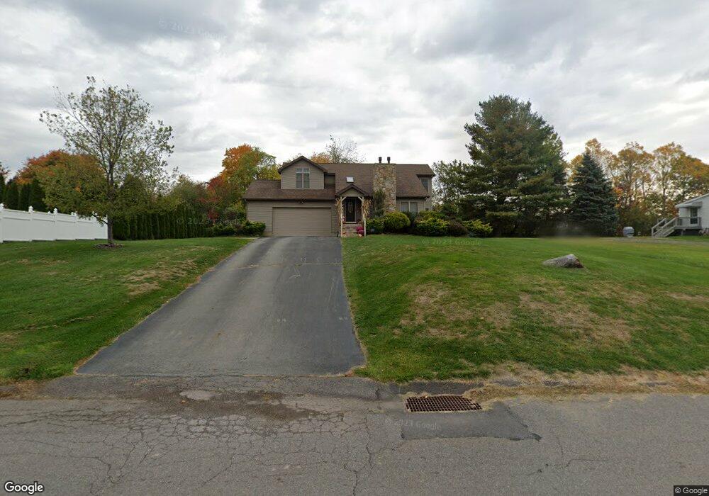 828 Elm St, Olyphant, PA 18447 - photo 1