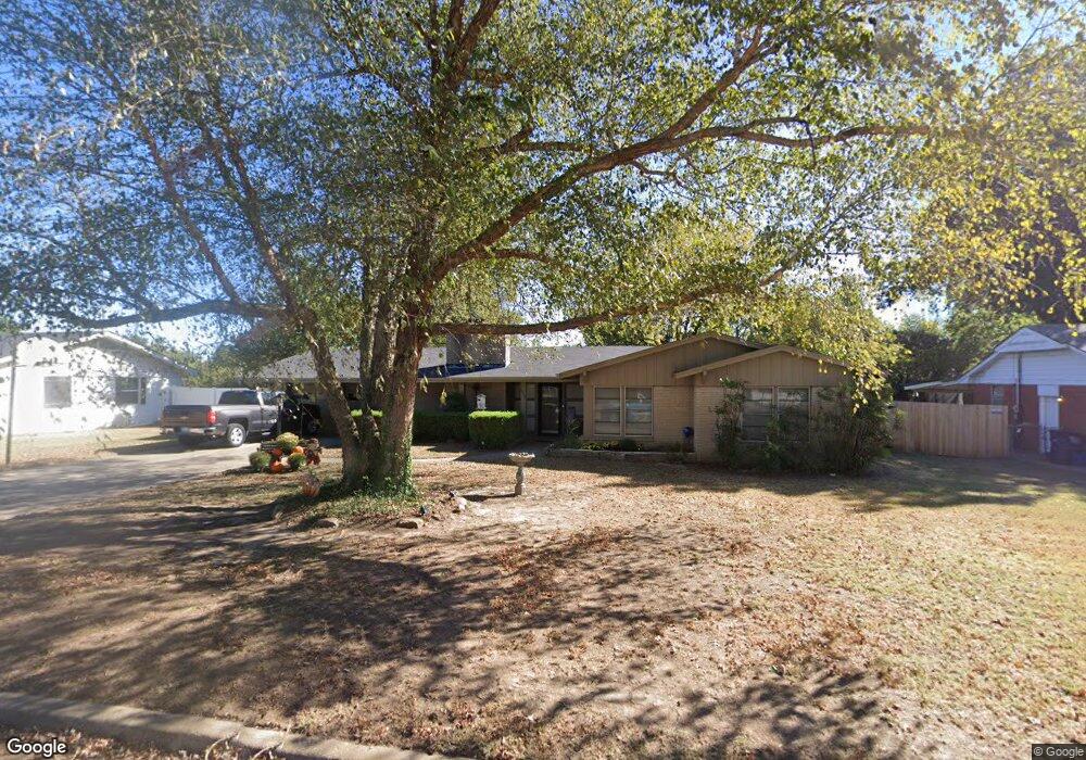 1829 N Oklahoma Ave, Shawnee, OK 74804 - photo 1