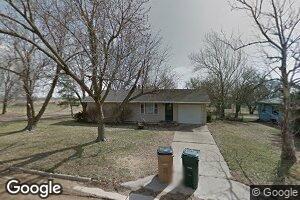 902 7th St, Geneseo, KS 67444