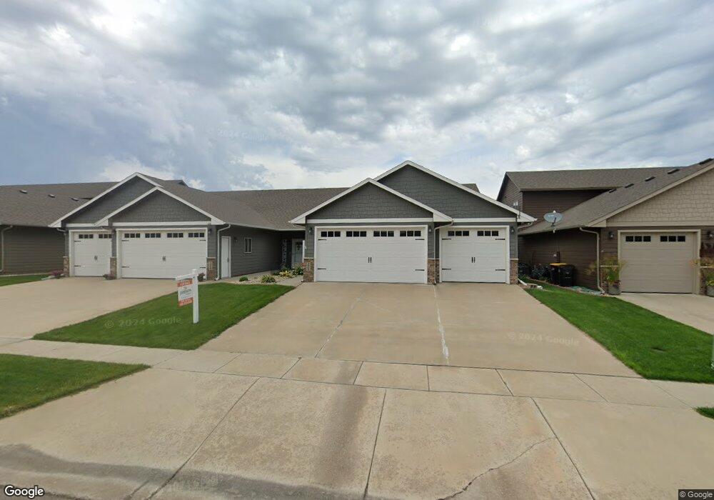 3902 E Brewster St, Sioux Falls, SD 57108 - photo 1