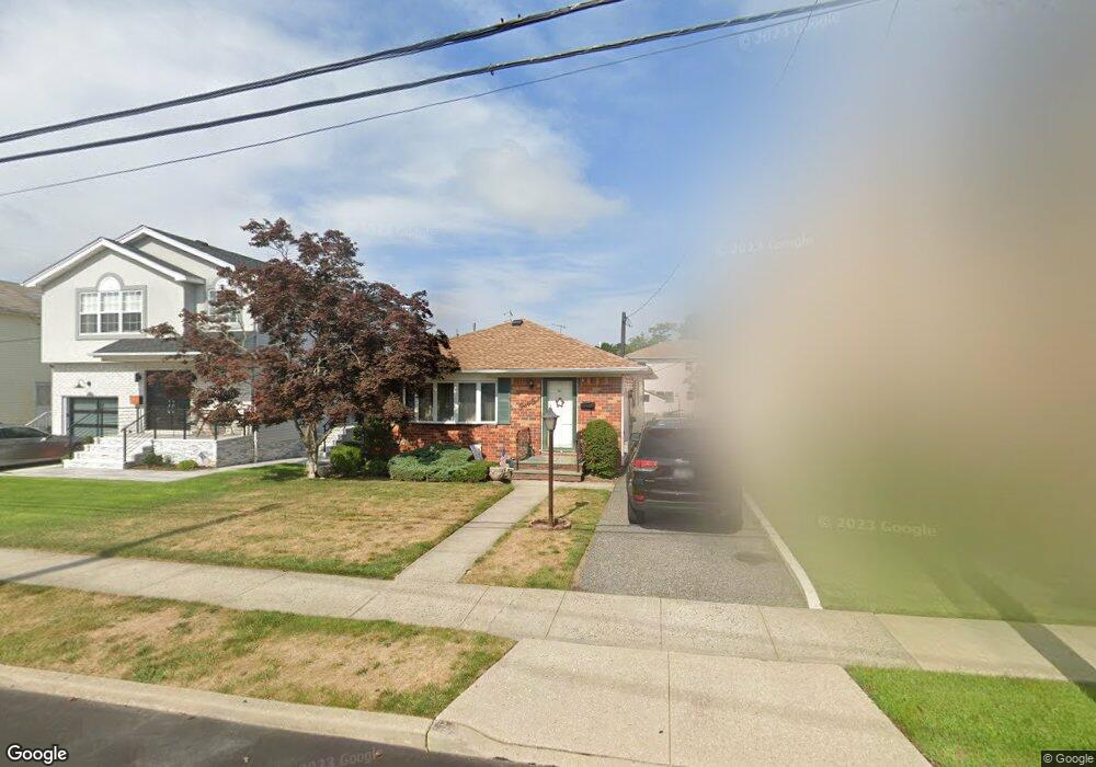 41 Barrymore Blvd, Franklin Square, NY 11010 - photo 1