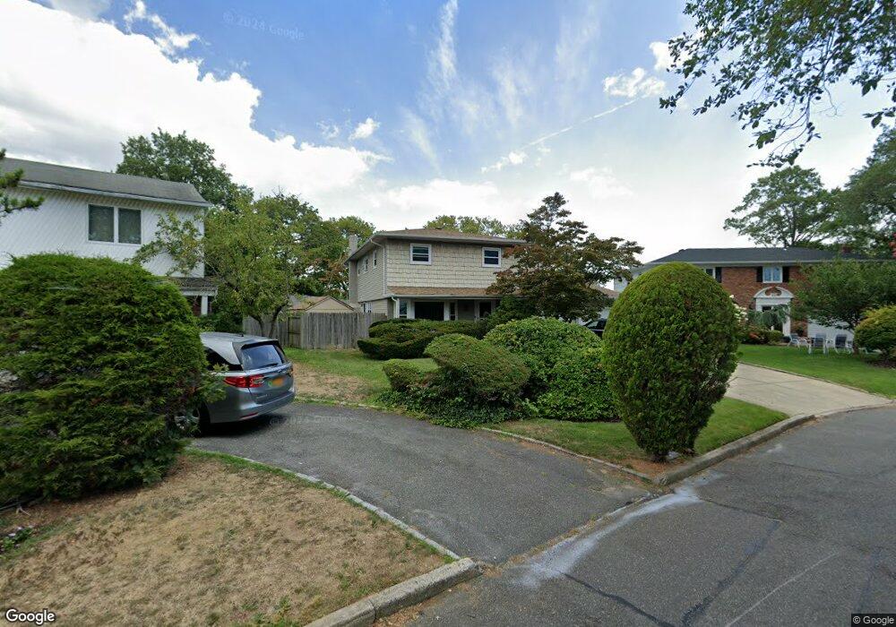 235 Juniper Cir E, Lawrence, NY 11559 - photo 1