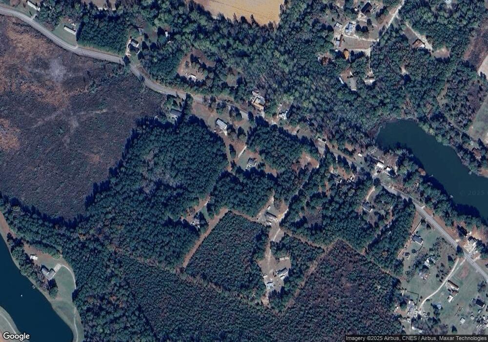 686 Sampson Acres Dr, Clinton, NC 28328 - photo 1