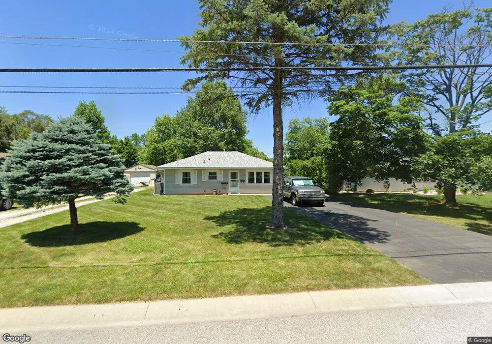 308 E Park St, Plainfield, IN 46168 - photo 1