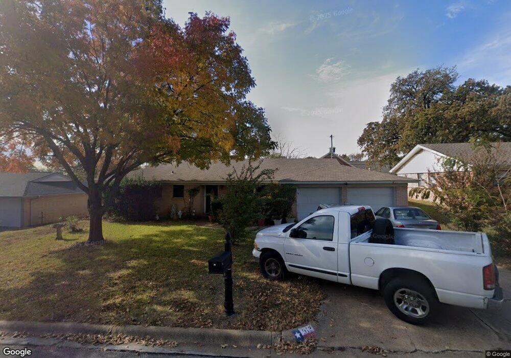 913 Mccurry Ave, Bedford, TX 76022 - photo 1