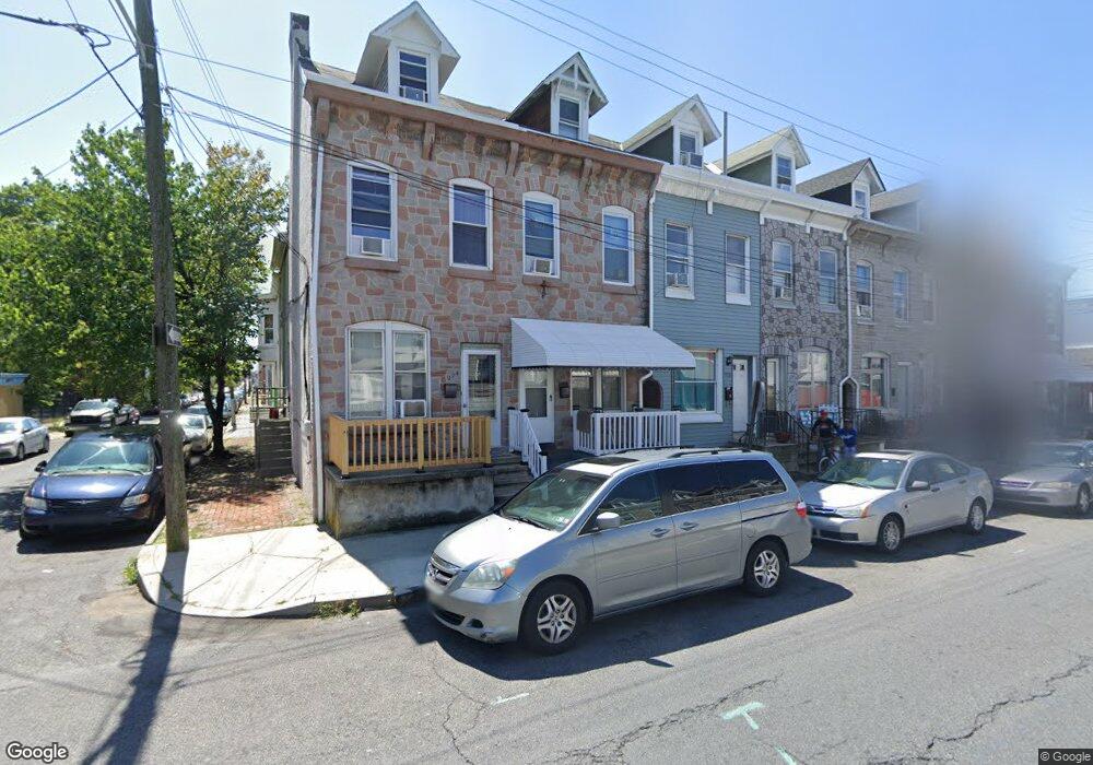 924 Perry St, Reading, PA 19604 - photo 1