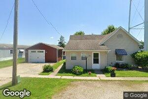 300 S Main St, Dawson, IL 62520