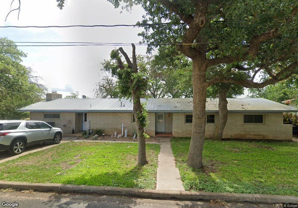 803 Henrietta St, Fredericksburg, TX 78624 - photo 1