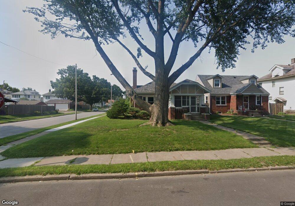 1034 W 16th St, Davenport, IA 52804 - photo 1