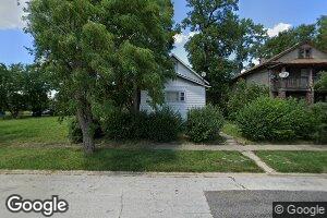 618 Belle Ct, Phoenix, IL 60426