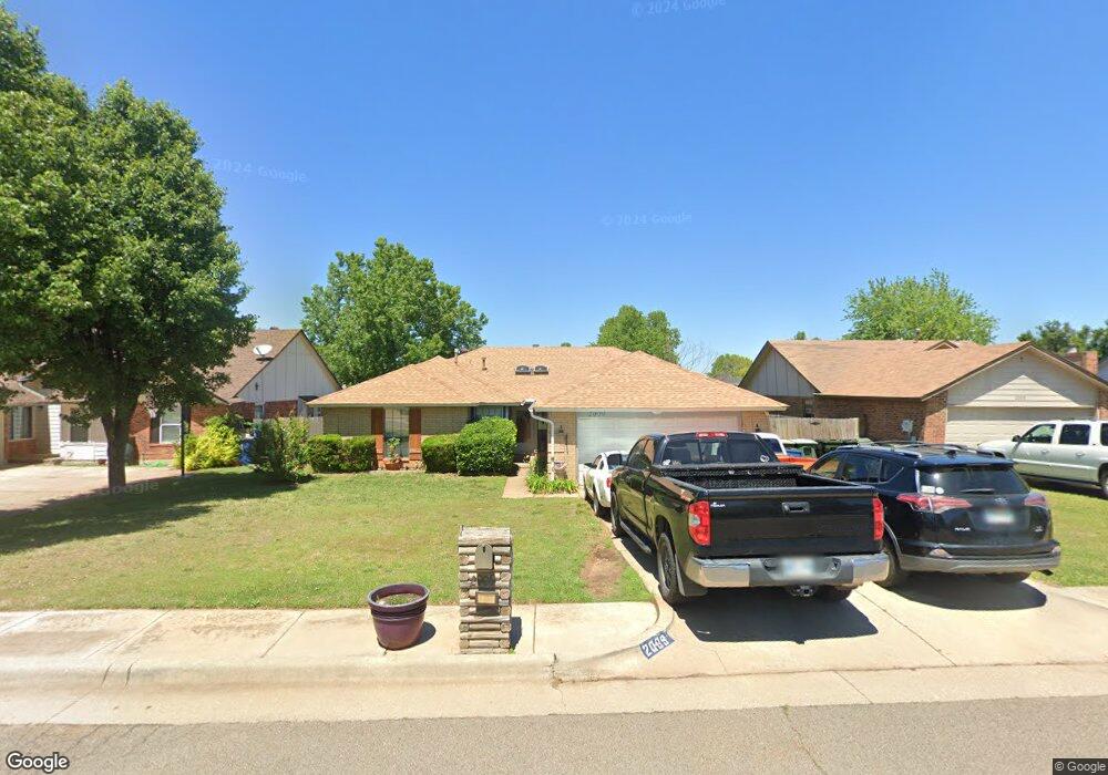 2009 Gebron Dr, Edmond, OK 73003 - photo 1