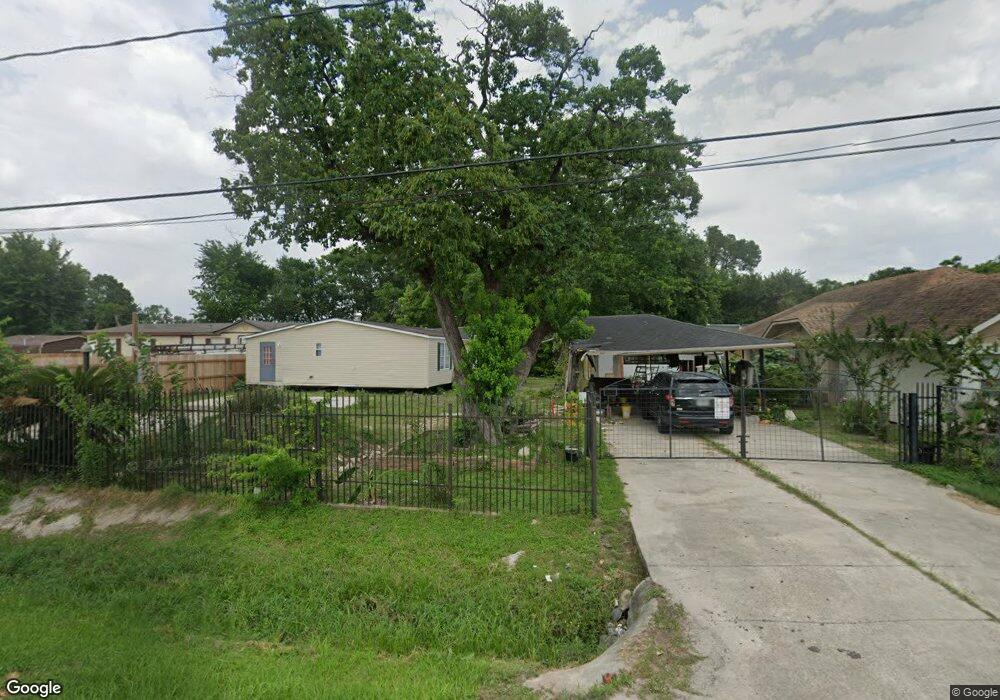 9742 Deer Trail Dr, Houston, TX 77038 - photo 1