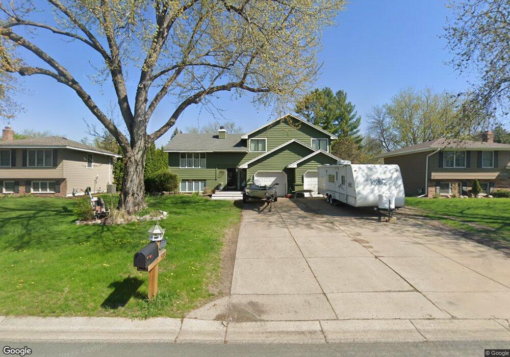 5380 Clayton Dr, Maple Plain, MN 55359 - photo 1