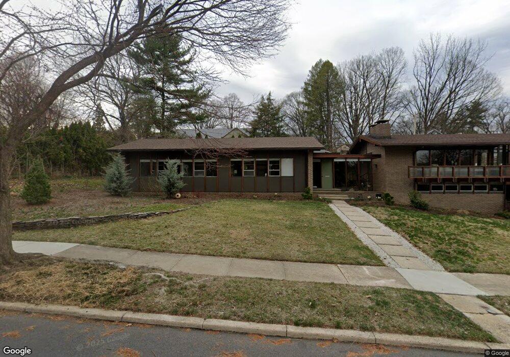 1315 Parkside Dr N, Reading, PA 19610 - photo 1
