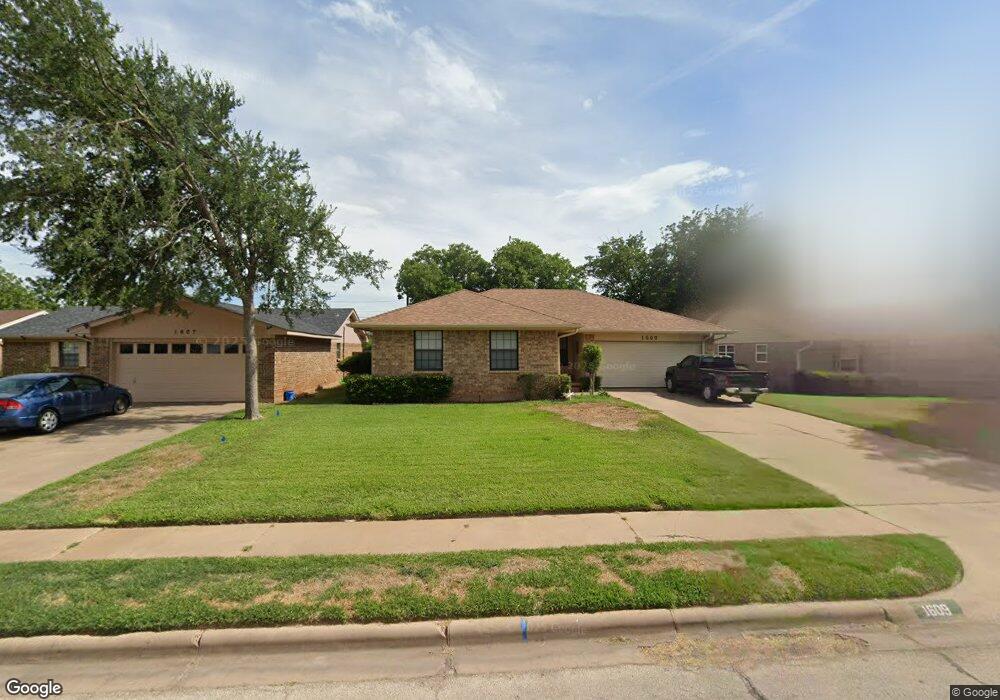 1609 Bert Dr, Wichita Falls, TX 76302 - photo 1