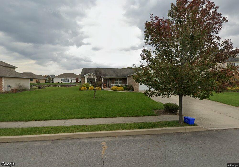 416 Varsity Dr, Throop, PA 18512 - photo 1