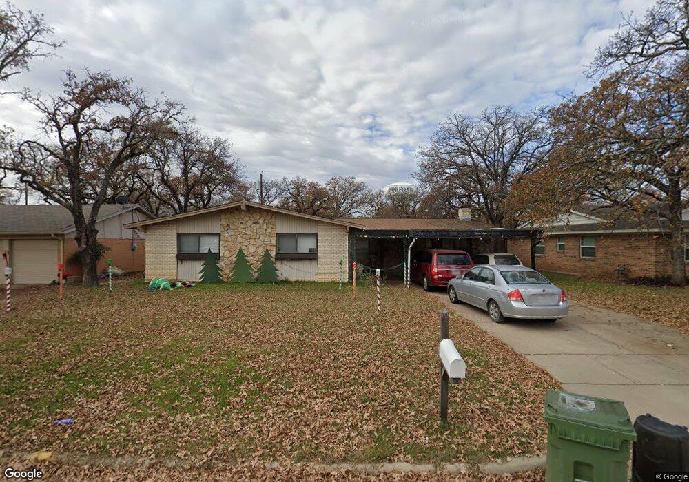 88 Stonegate Dr, Bedford, TX 76022 - photo 1