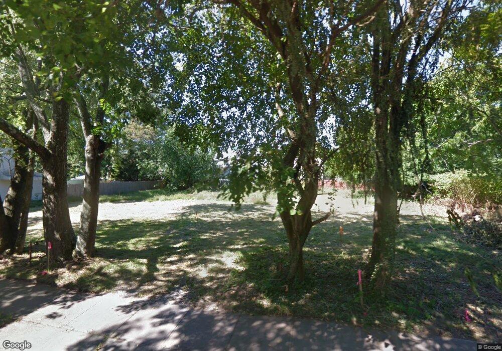 228 S Academy St, Hightstown, NJ 08520 - photo 1